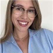 Titulada en C1 oferta clases de francés para principiante, intermedio o avanzado